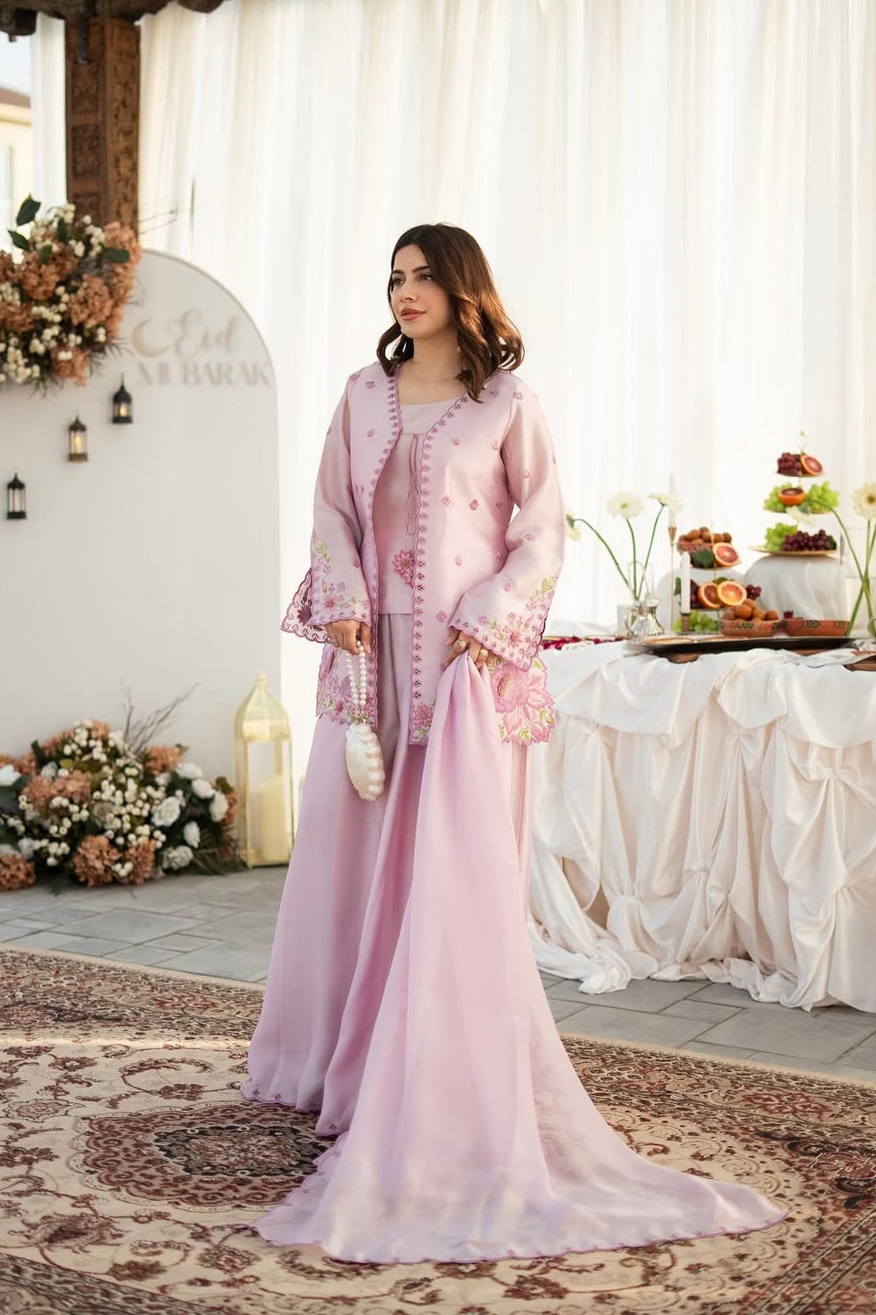 SOFT PINK